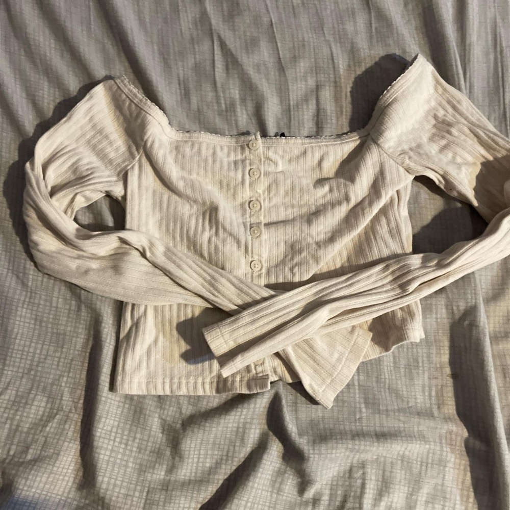Forever 21 Cream White Button Down Crop Top Long Sleeve Size Medium